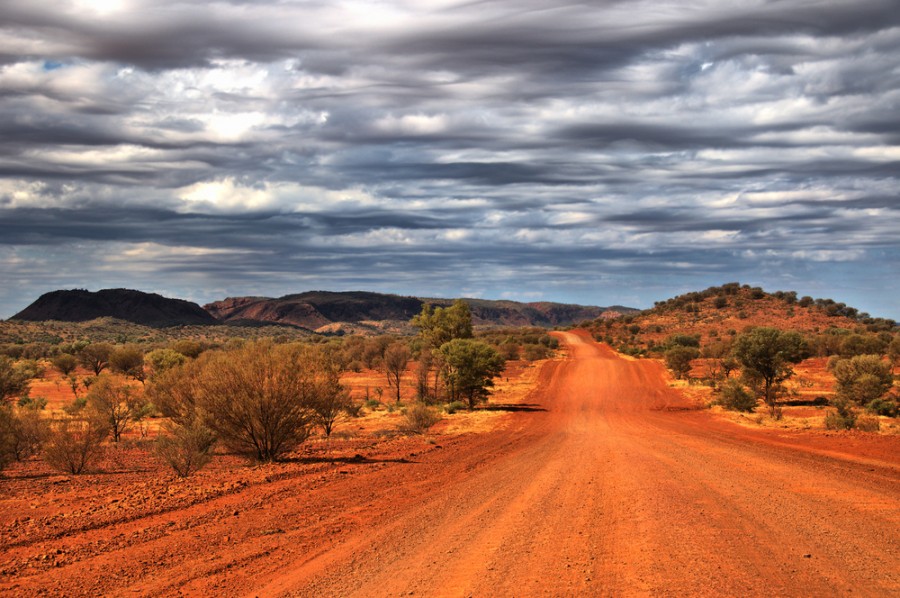 Quelles sont les activités touristiques populaires dans le désert australien ?